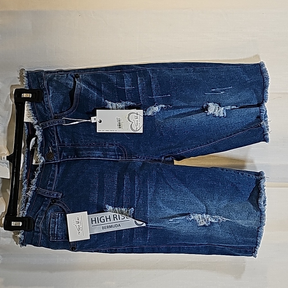3/$20 Nwt Vince Blue Sz 11 Jean Shorts